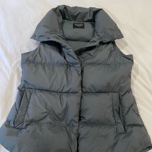 Athleta Gray Puffer Vest